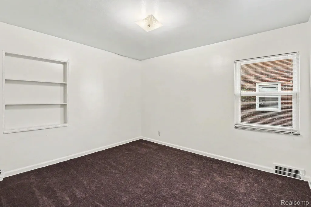 19161 Birwood Street Detroit City MI 48221