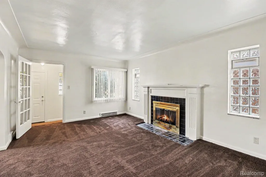 19161 Birwood Street Detroit City MI 48221