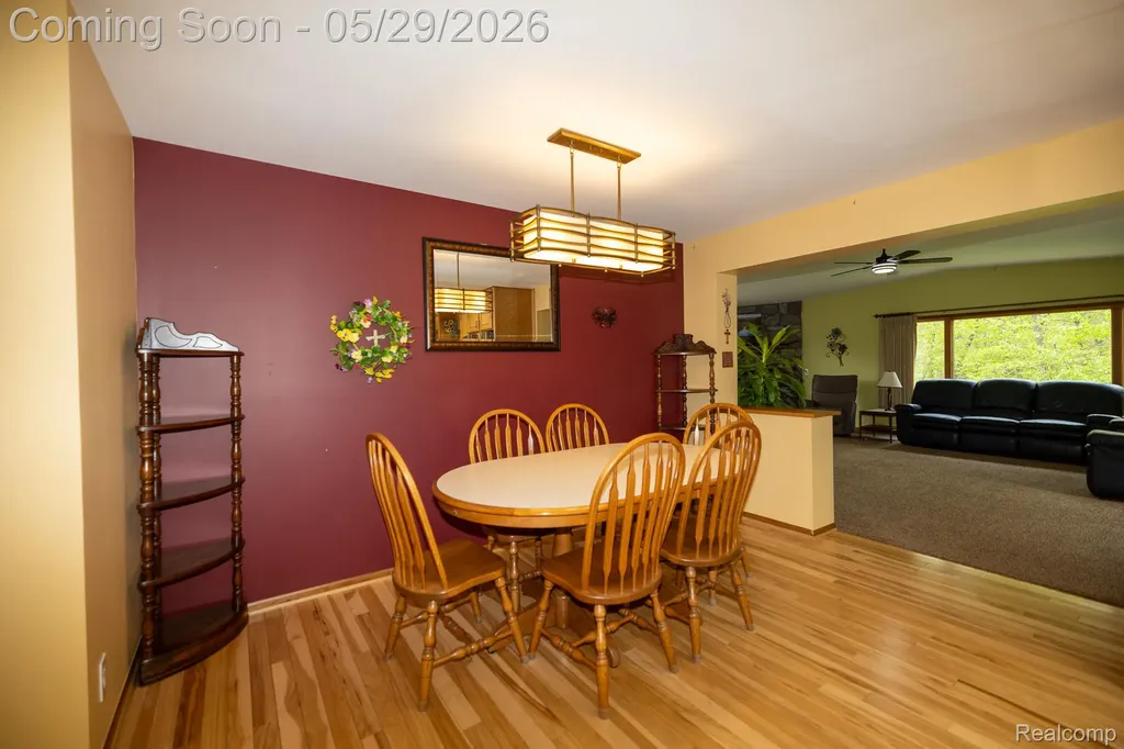 321 Elio Highland Charter Township MI 48357