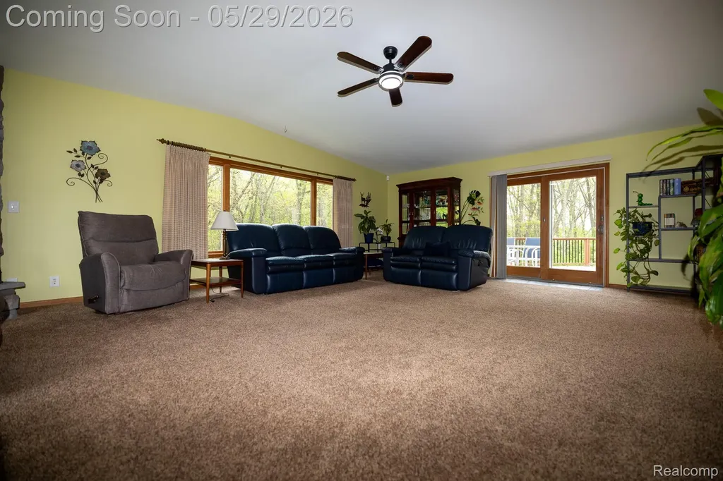 321 Elio Highland Charter Township MI 48357