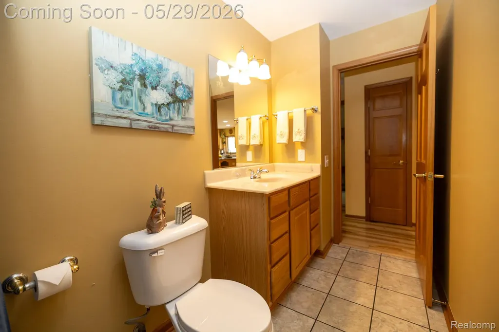 321 Elio Highland Charter Township MI 48357