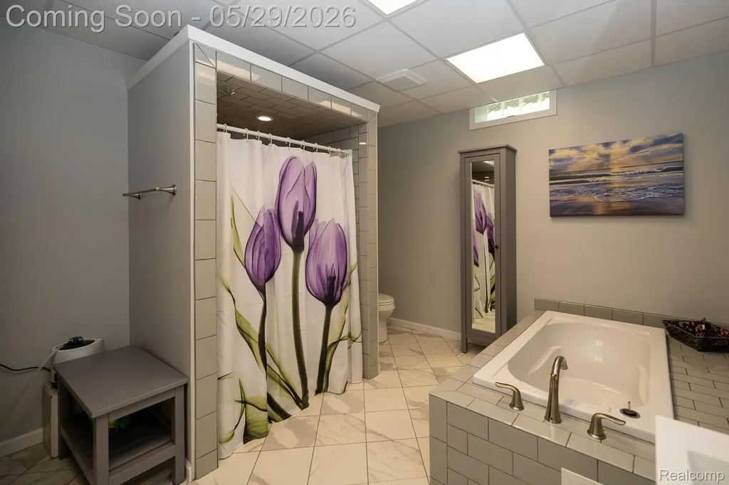 321 Elio Highland Charter Township MI 48357