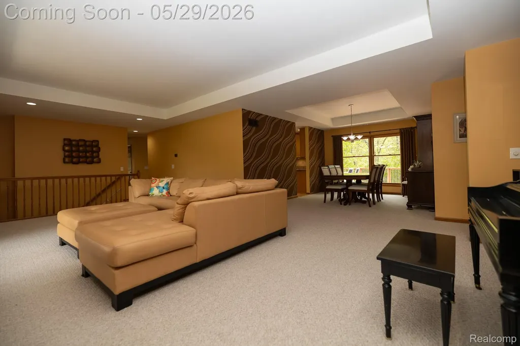 321 Elio Highland Charter Township MI 48357