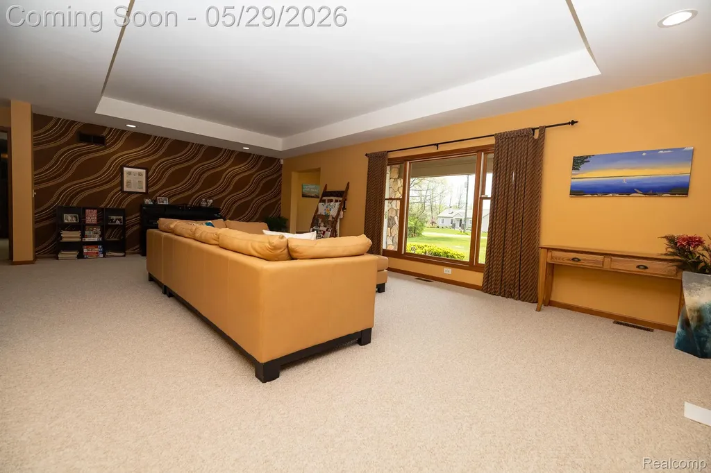321 Elio Highland Charter Township MI 48357