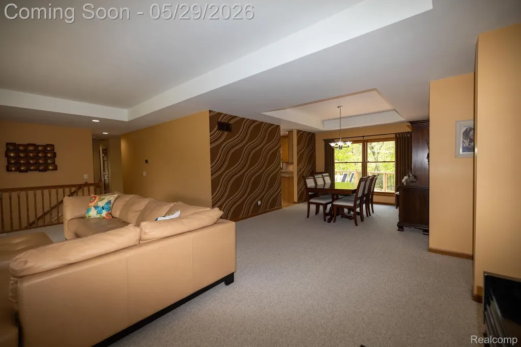 321 Elio Highland Charter Township MI 48357