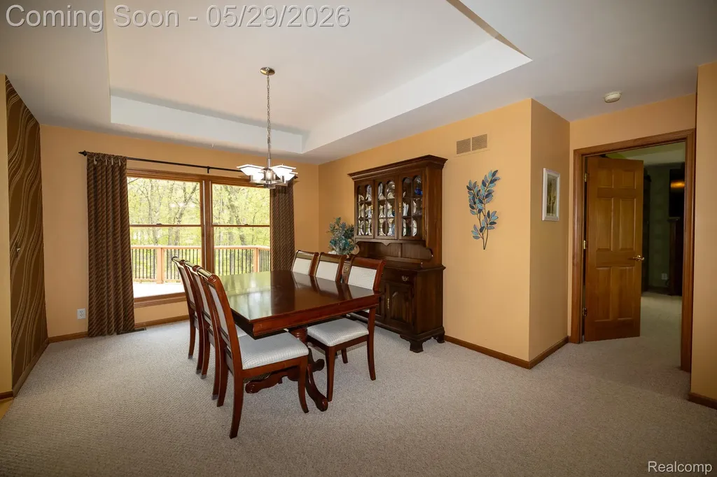 321 Elio Highland Charter Township MI 48357