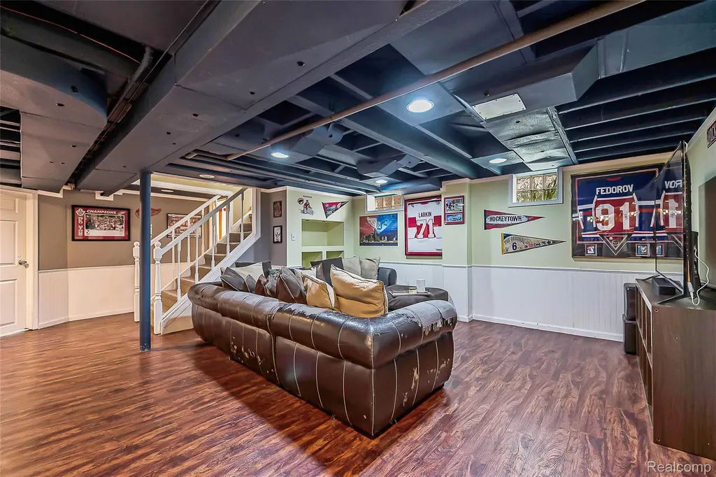 417 Helene Avenue Royal Oak City MI 48067