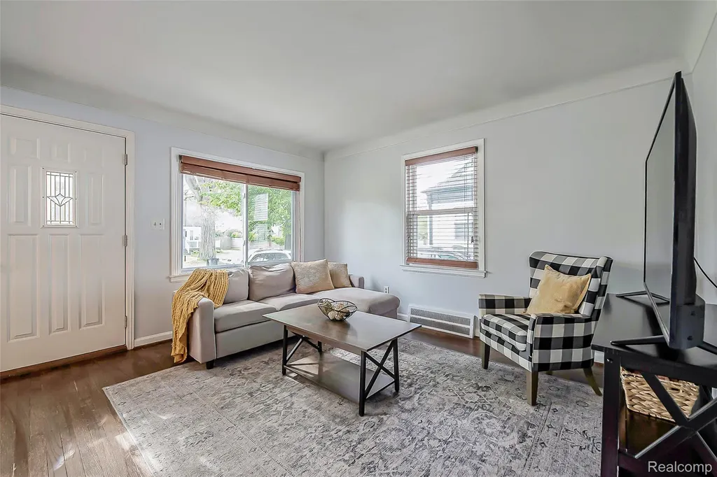 417 Helene Avenue Royal Oak City MI 48067