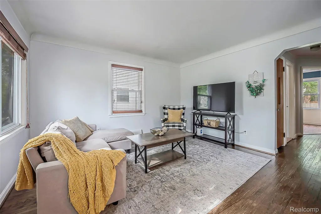 417 Helene Avenue Royal Oak City MI 48067