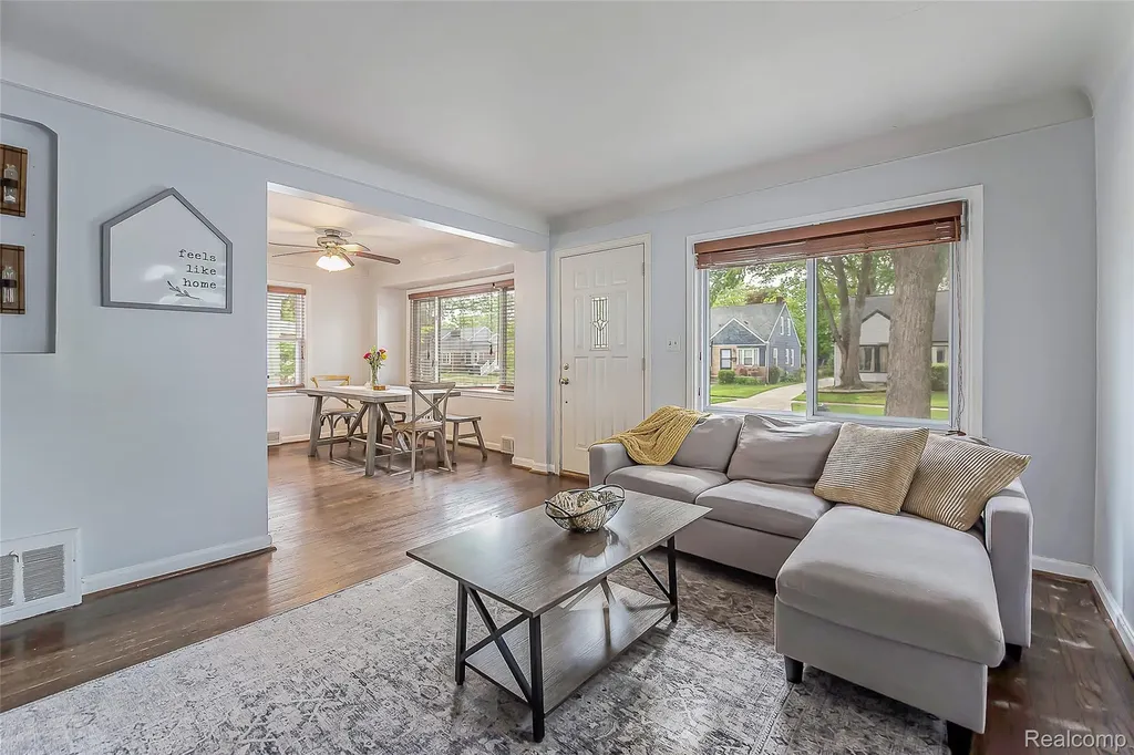 417 Helene Avenue Royal Oak City MI 48067