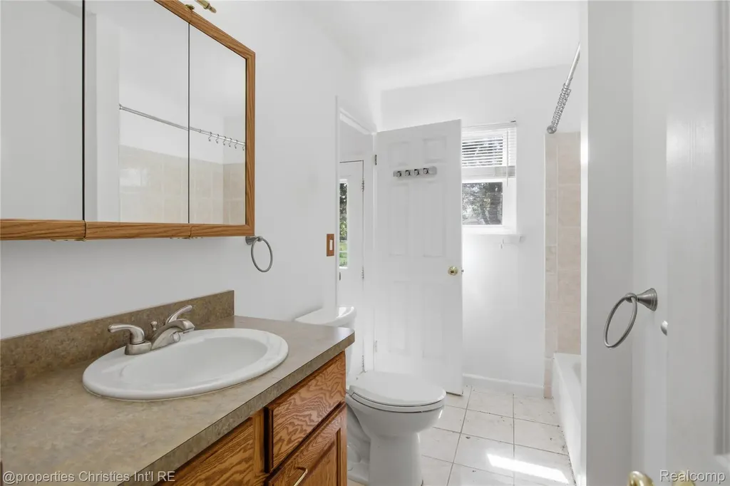 5941 Willowbridge Road Ypsilanti City MI 48197