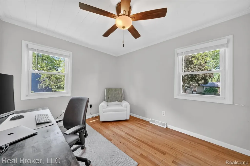 6551 Duffield Street West Bloomfield Charter Township MI 48324