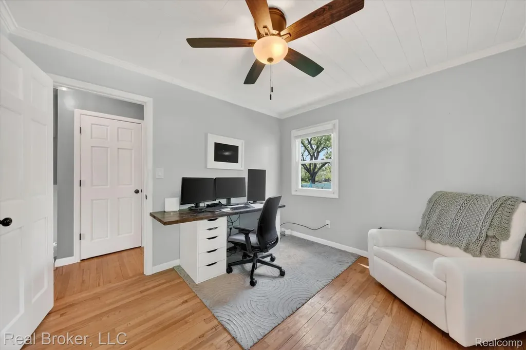 6551 Duffield Street West Bloomfield Charter Township MI 48324
