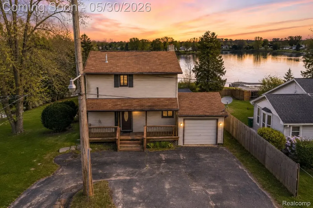 10094 Elizabeth Lake Road White Lake Charter Township MI 48386