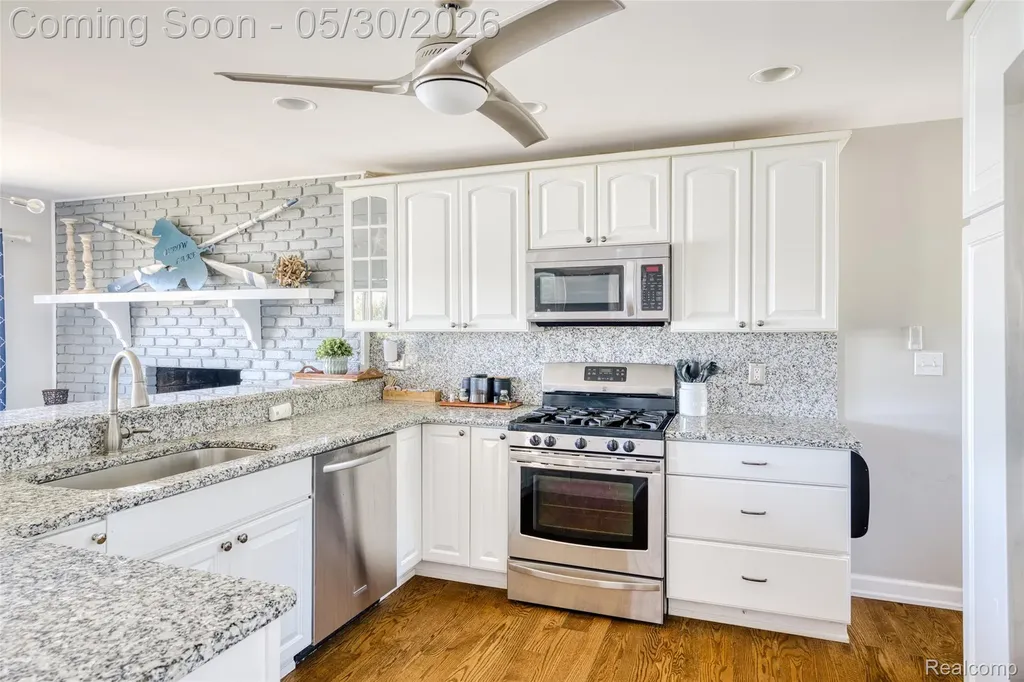 10094 Elizabeth Lake Road White Lake Charter Township MI 48386