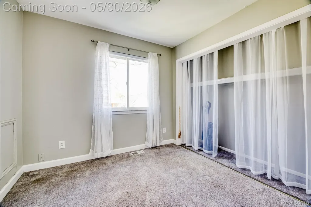10094 Elizabeth Lake Road White Lake Charter Township MI 48386