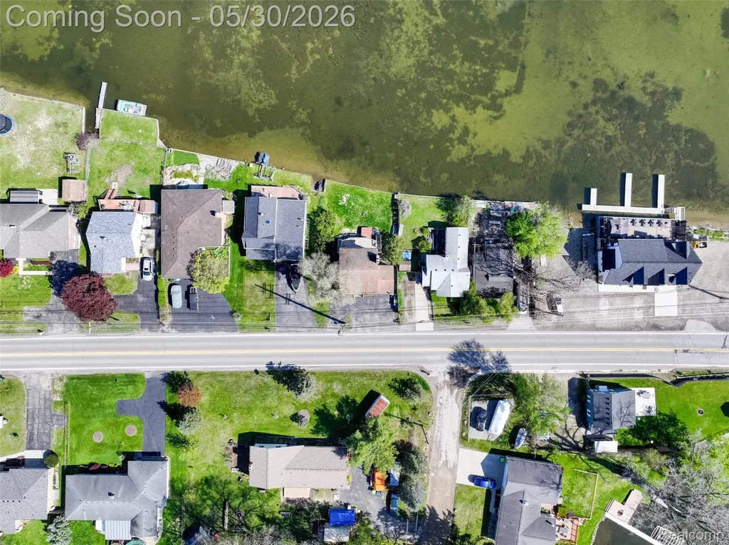10094 Elizabeth Lake Road White Lake Charter Township MI 48386