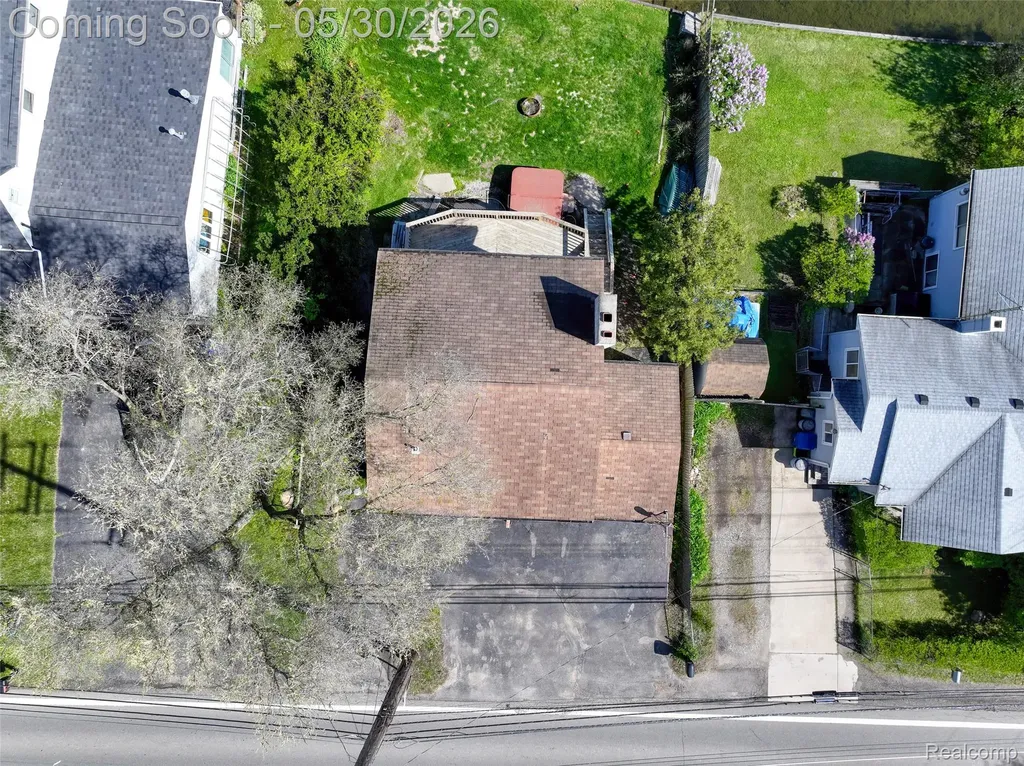 10094 Elizabeth Lake Road White Lake Charter Township MI 48386