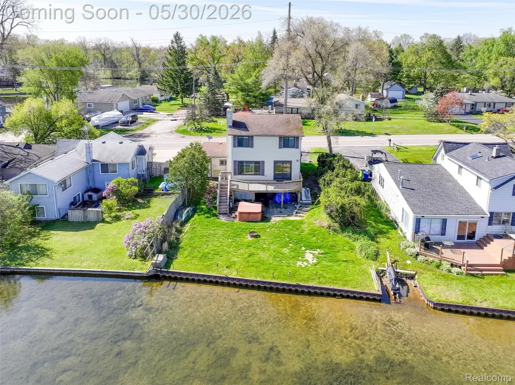 10094 Elizabeth Lake Road White Lake Charter Township MI 48386