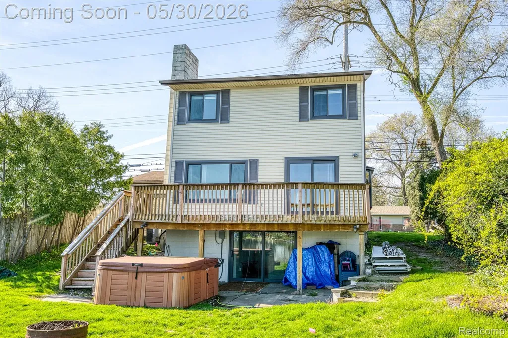 10094 Elizabeth Lake Road White Lake Charter Township MI 48386