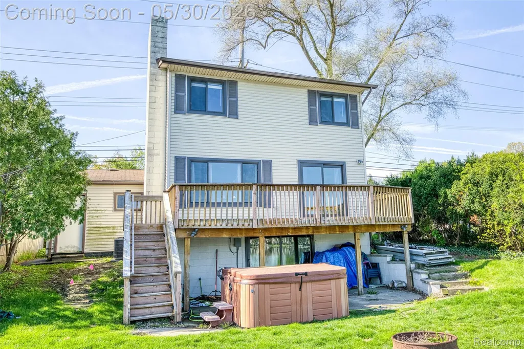 10094 Elizabeth Lake Road White Lake Charter Township MI 48386