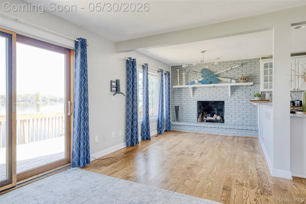 10094 Elizabeth Lake Road White Lake Charter Township MI 48386