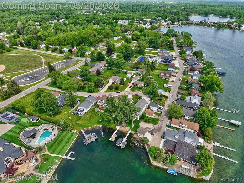 11476 Moffett Court Fenton Charter Township MI 48430