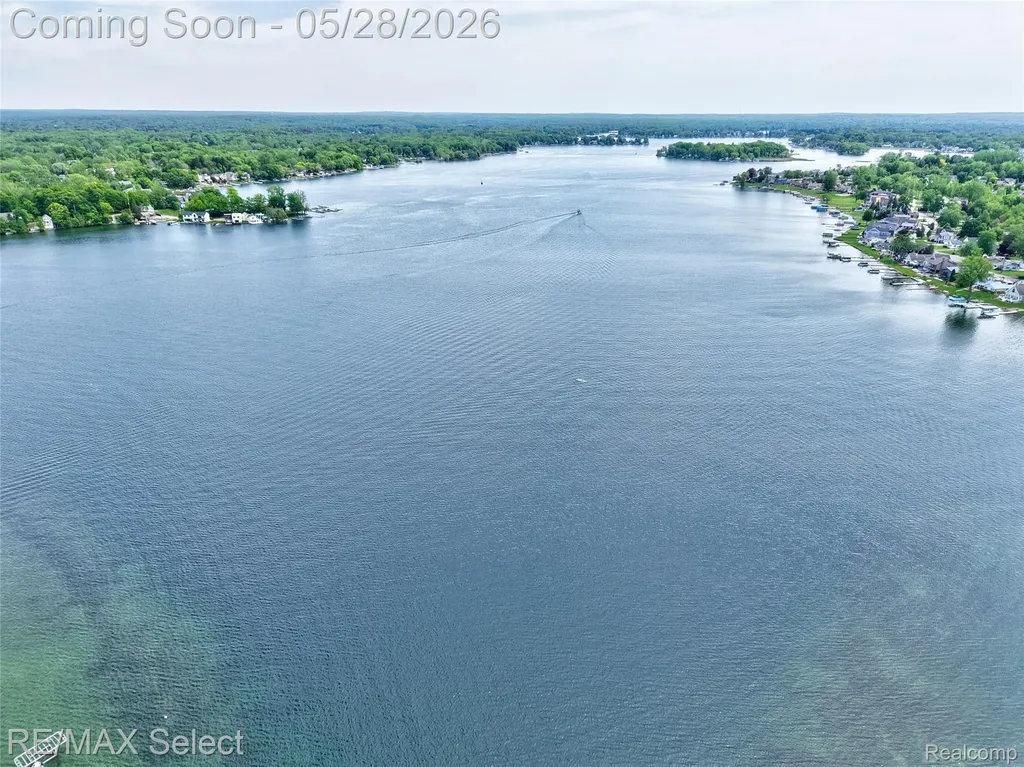 11476 Moffett Court Fenton Charter Township MI 48430