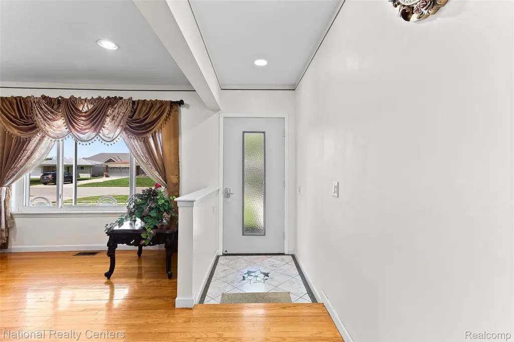 37050 Calka Drive Sterling Heights City MI 48310