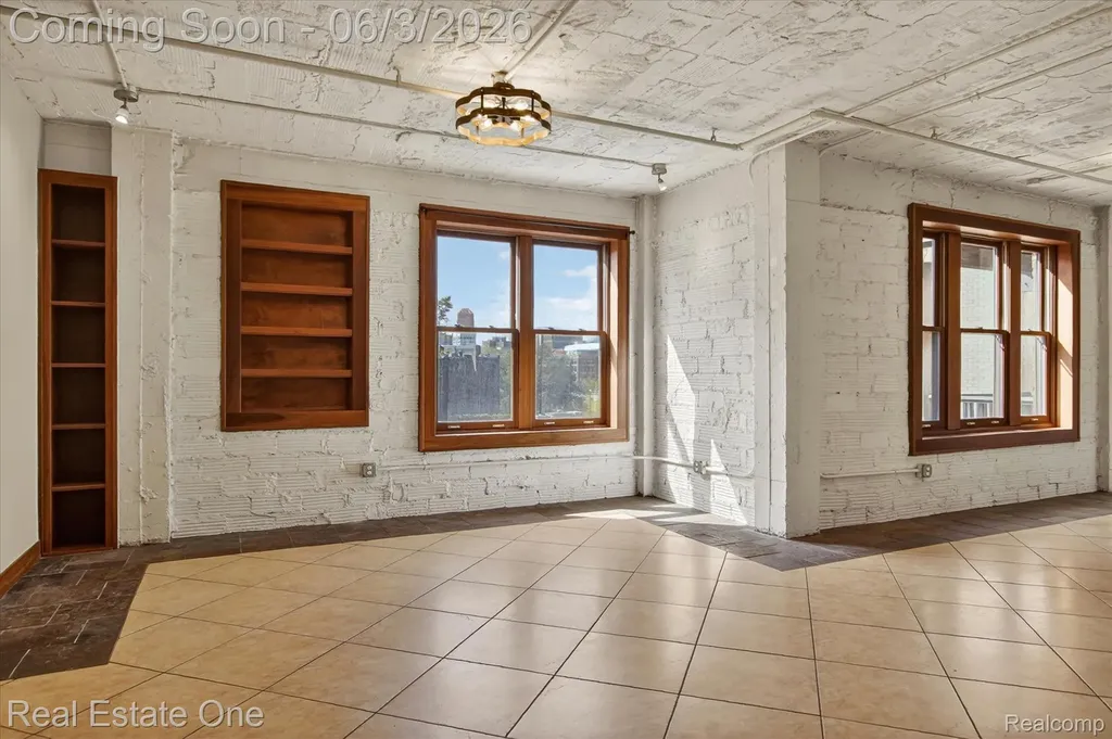 78 Watson Street Detroit City MI 48201