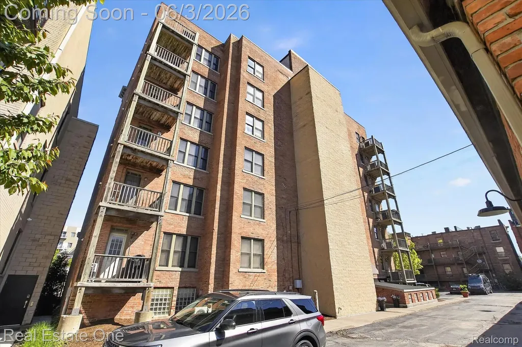 78 Watson Street Detroit City MI 48201