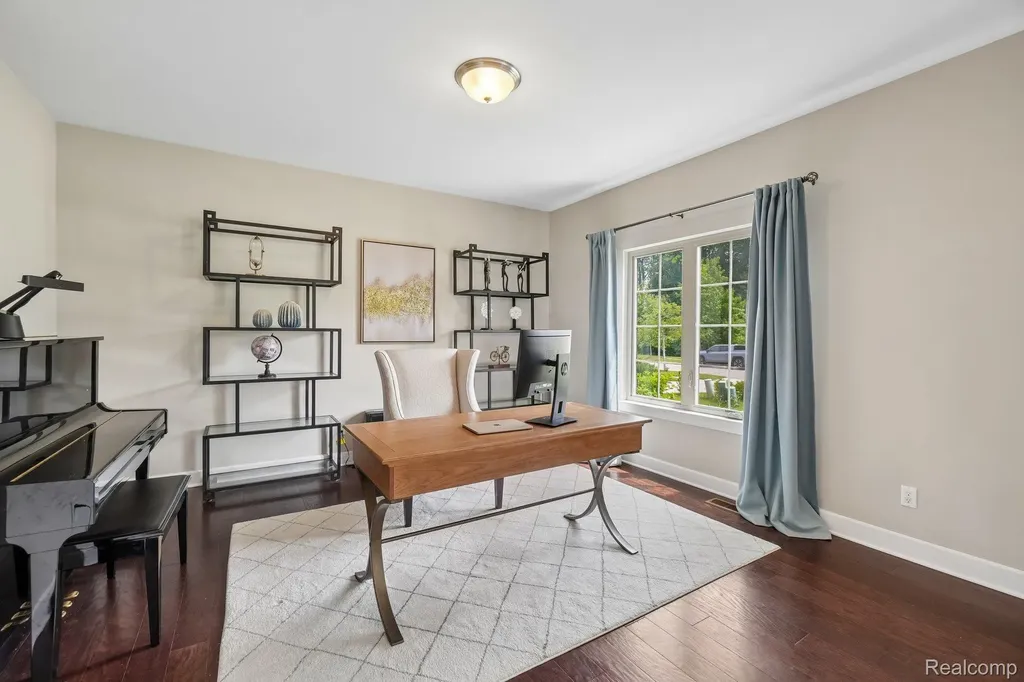 47566 Alpine Drive Novi City MI 48374