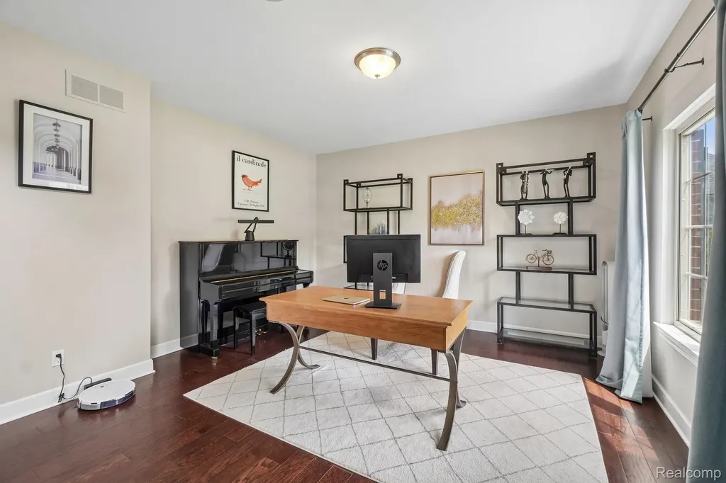 47566 Alpine Drive Novi City MI 48374