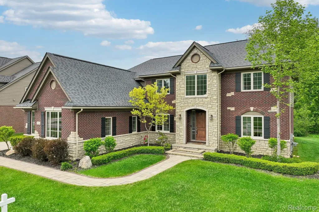 47566 Alpine Drive Novi City MI 48374