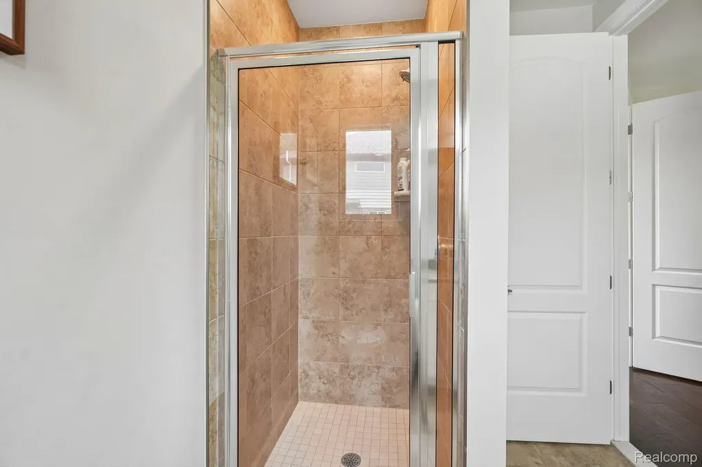 47566 Alpine Drive Novi City MI 48374