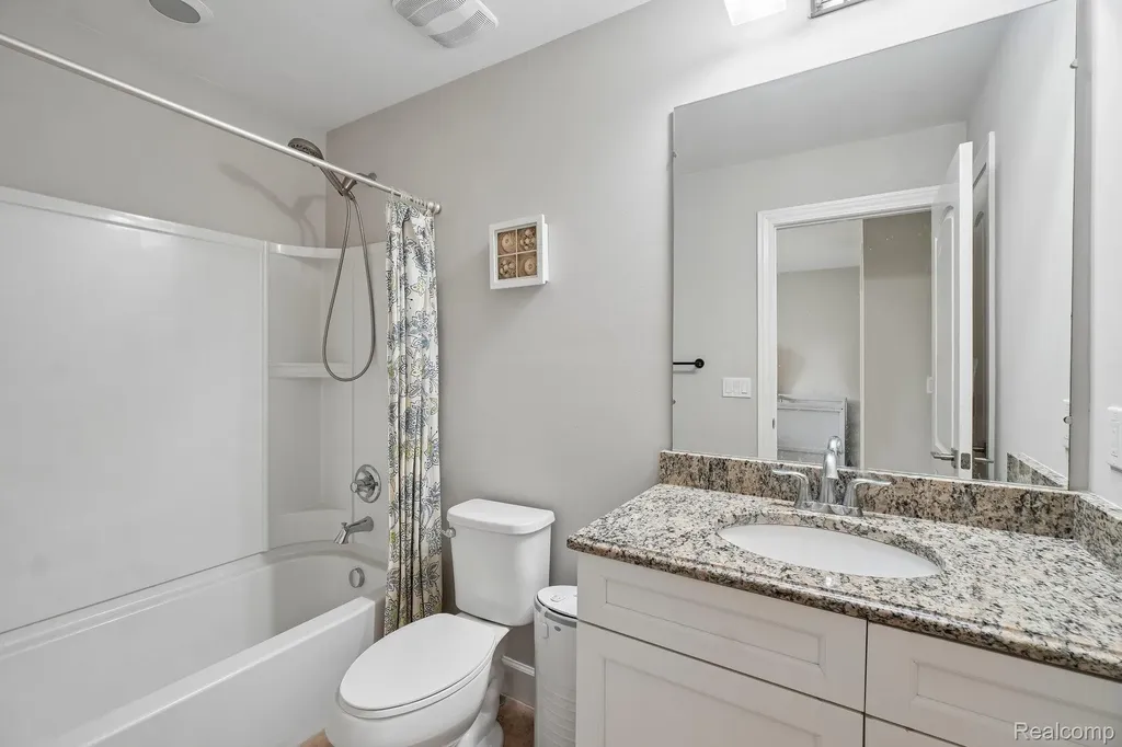 47566 Alpine Drive Novi City MI 48374