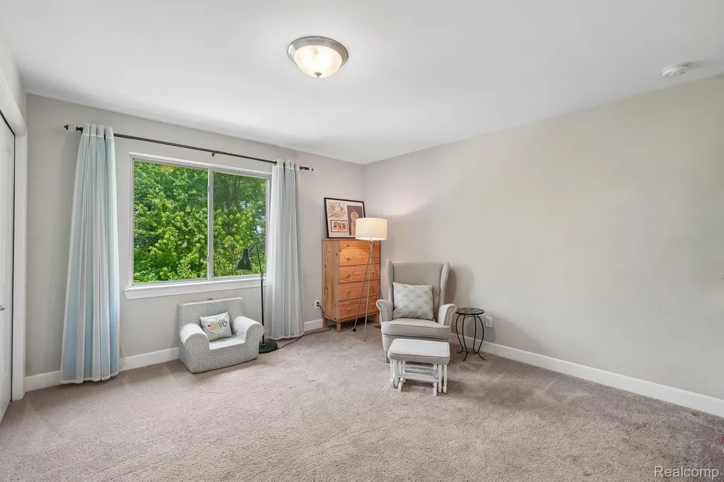 47566 Alpine Drive Novi City MI 48374