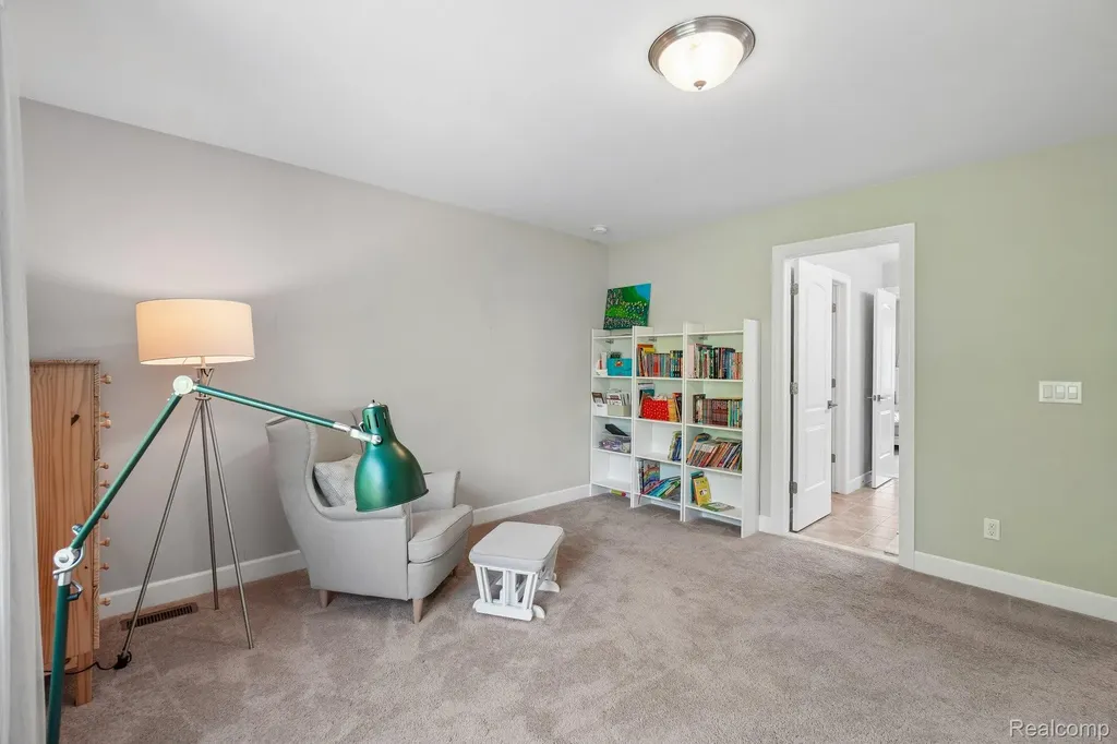 47566 Alpine Drive Novi City MI 48374