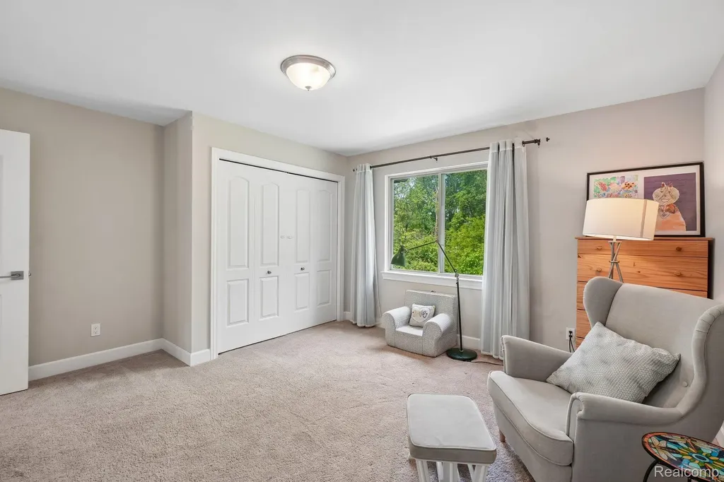 47566 Alpine Drive Novi City MI 48374