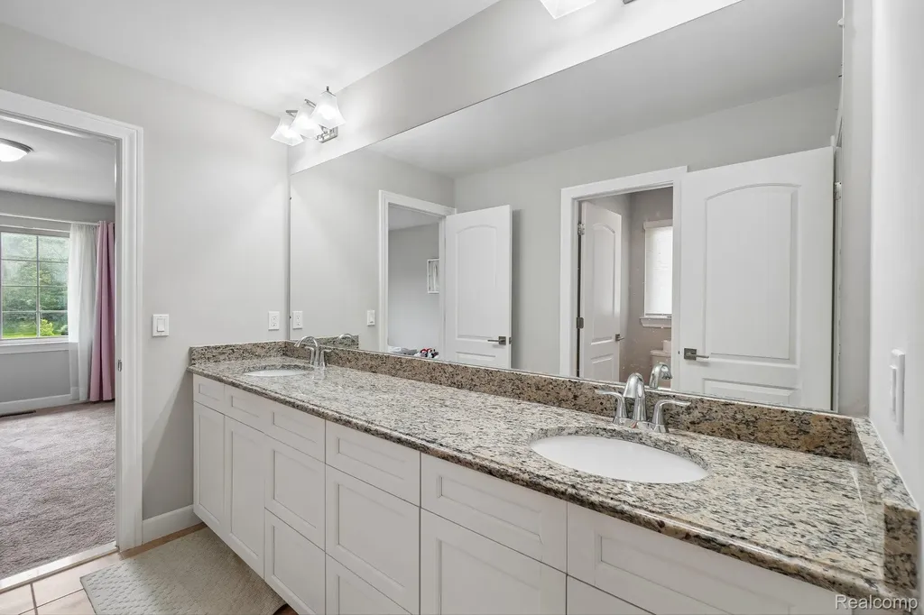 47566 Alpine Drive Novi City MI 48374