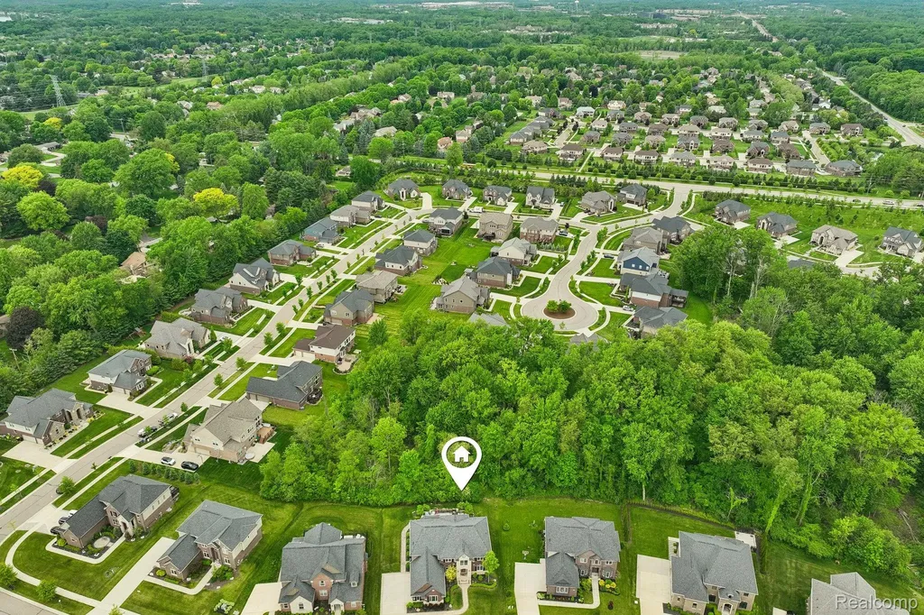 47566 Alpine Drive Novi City MI 48374