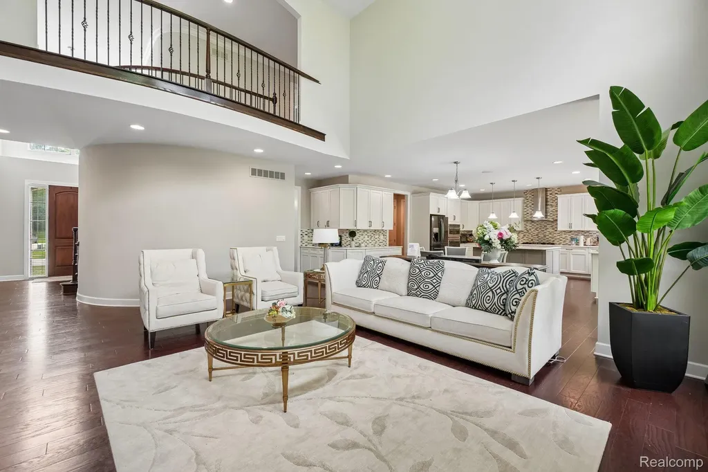 47566 Alpine Drive Novi City MI 48374