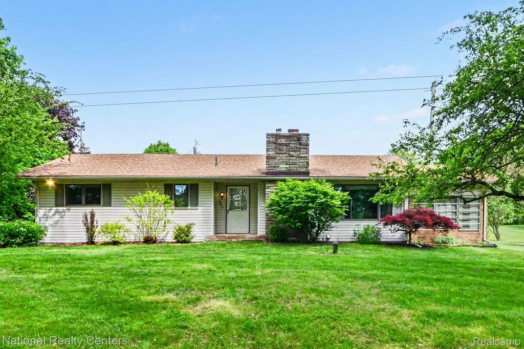 791 Kline Road Oakland Charter Township MI 48363
