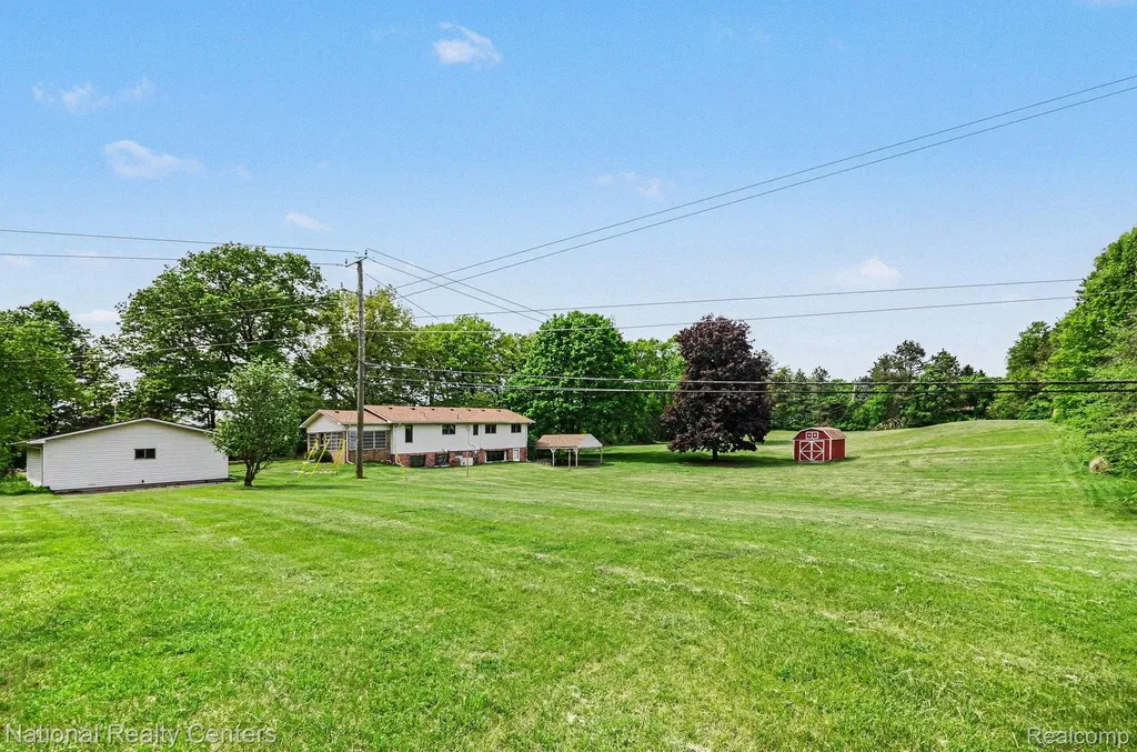791 Kline Road Oakland Charter Township MI 48363