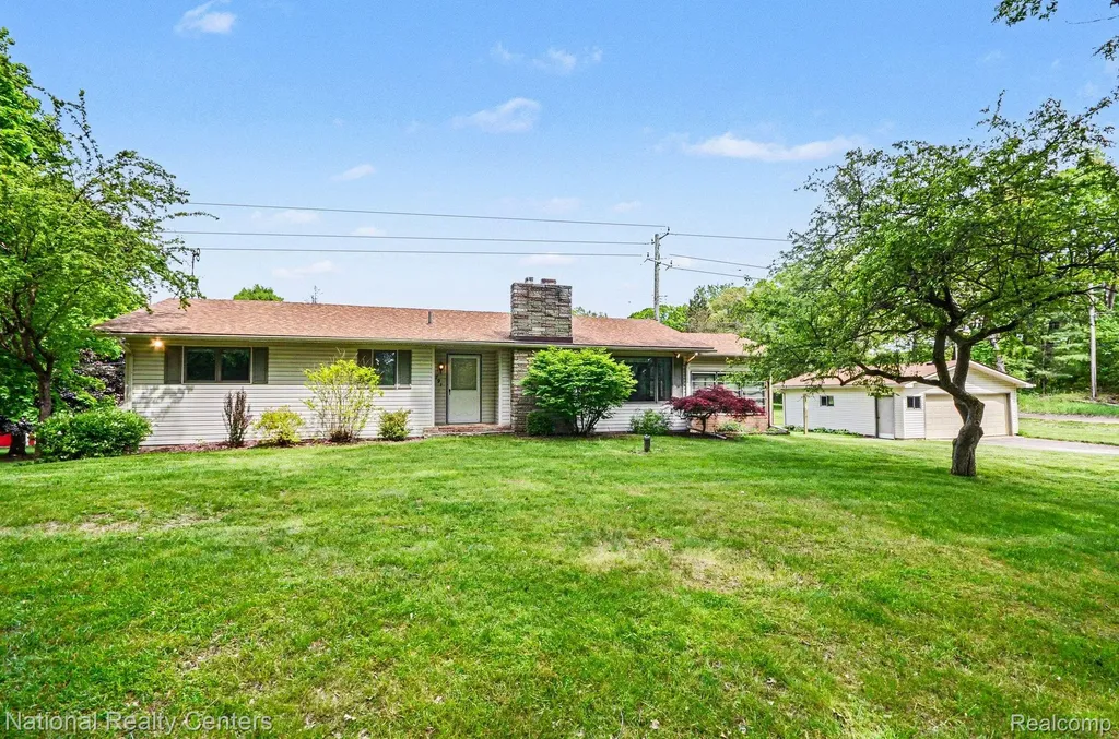 791 Kline Road Oakland Charter Township MI 48363