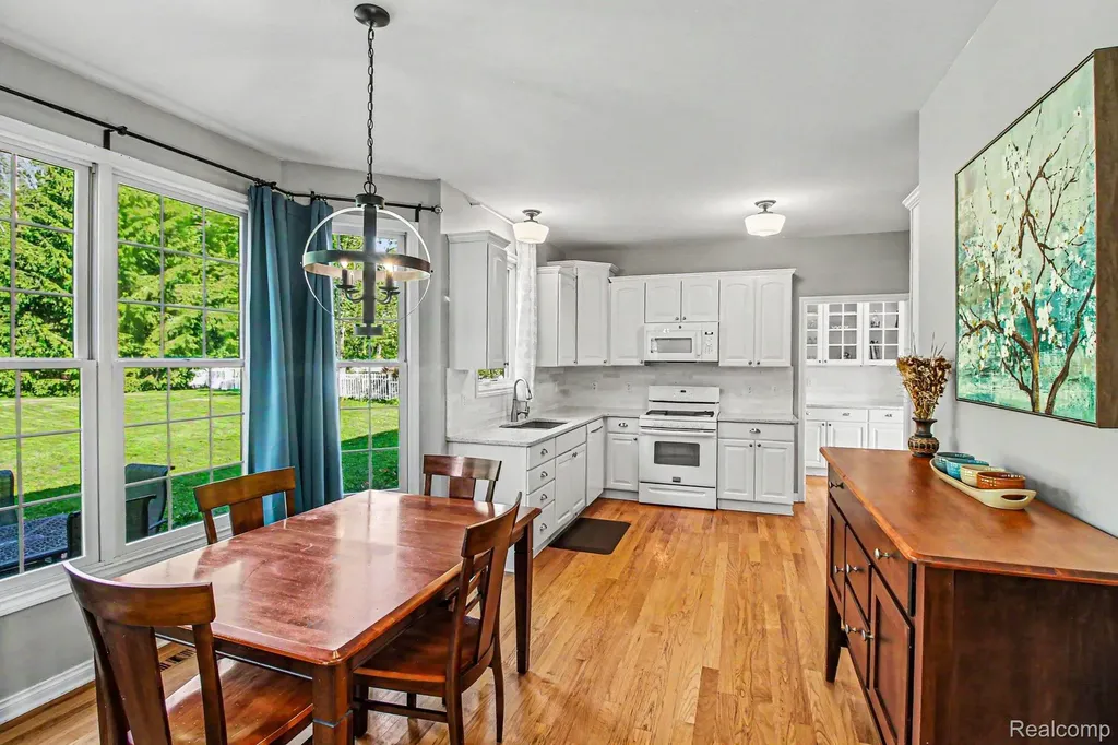 9367 Wildflower Way Springfield Charter Township MI 48350