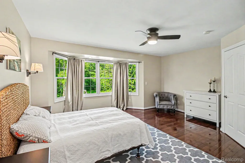 9367 Wildflower Way Springfield Charter Township MI 48350