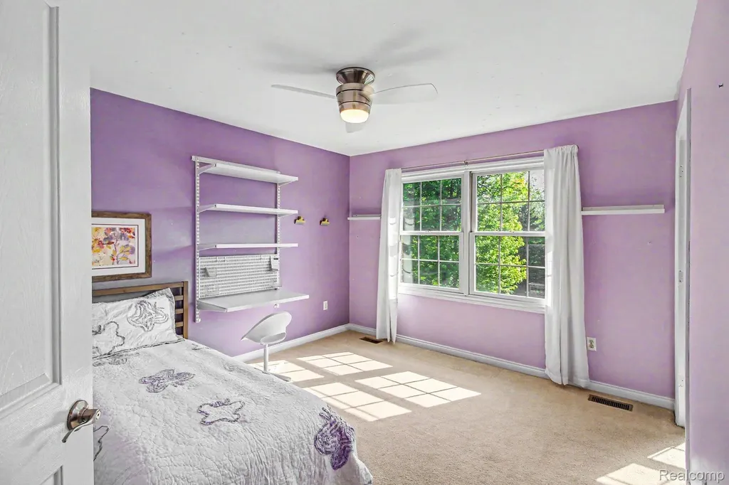 9367 Wildflower Way Springfield Charter Township MI 48350