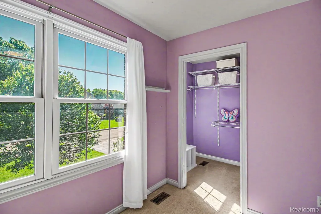 9367 Wildflower Way Springfield Charter Township MI 48350