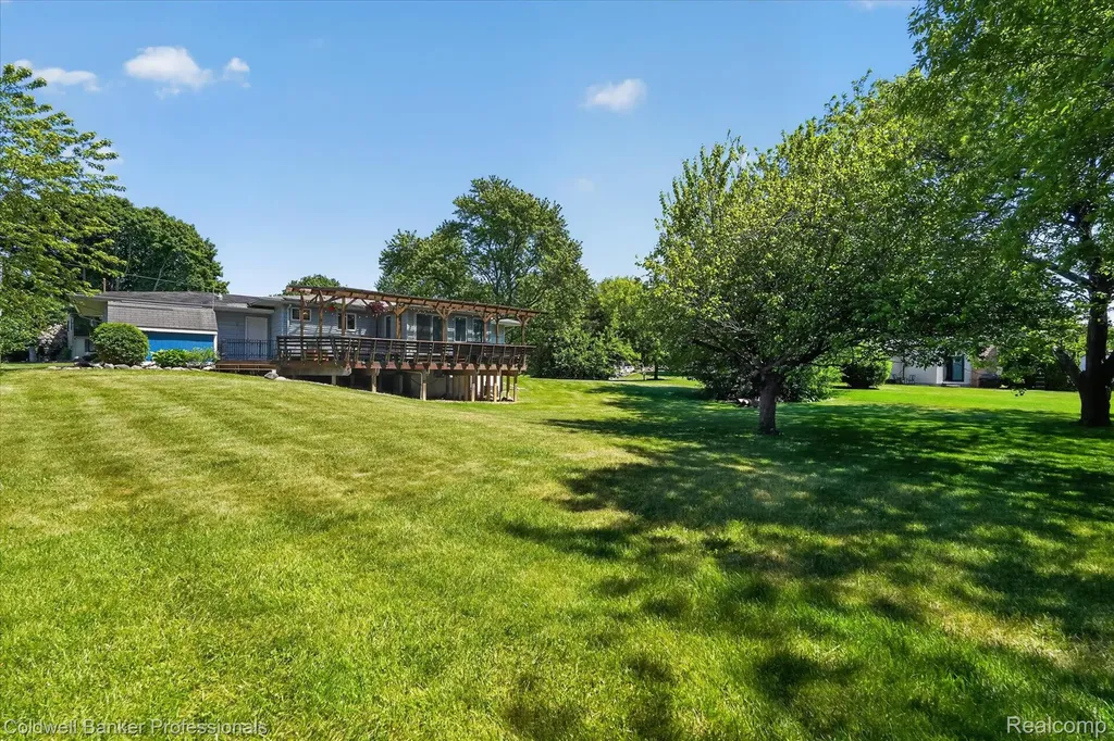 6076 Wild Turkey Road Grand Blanc Charter Township MI 48439